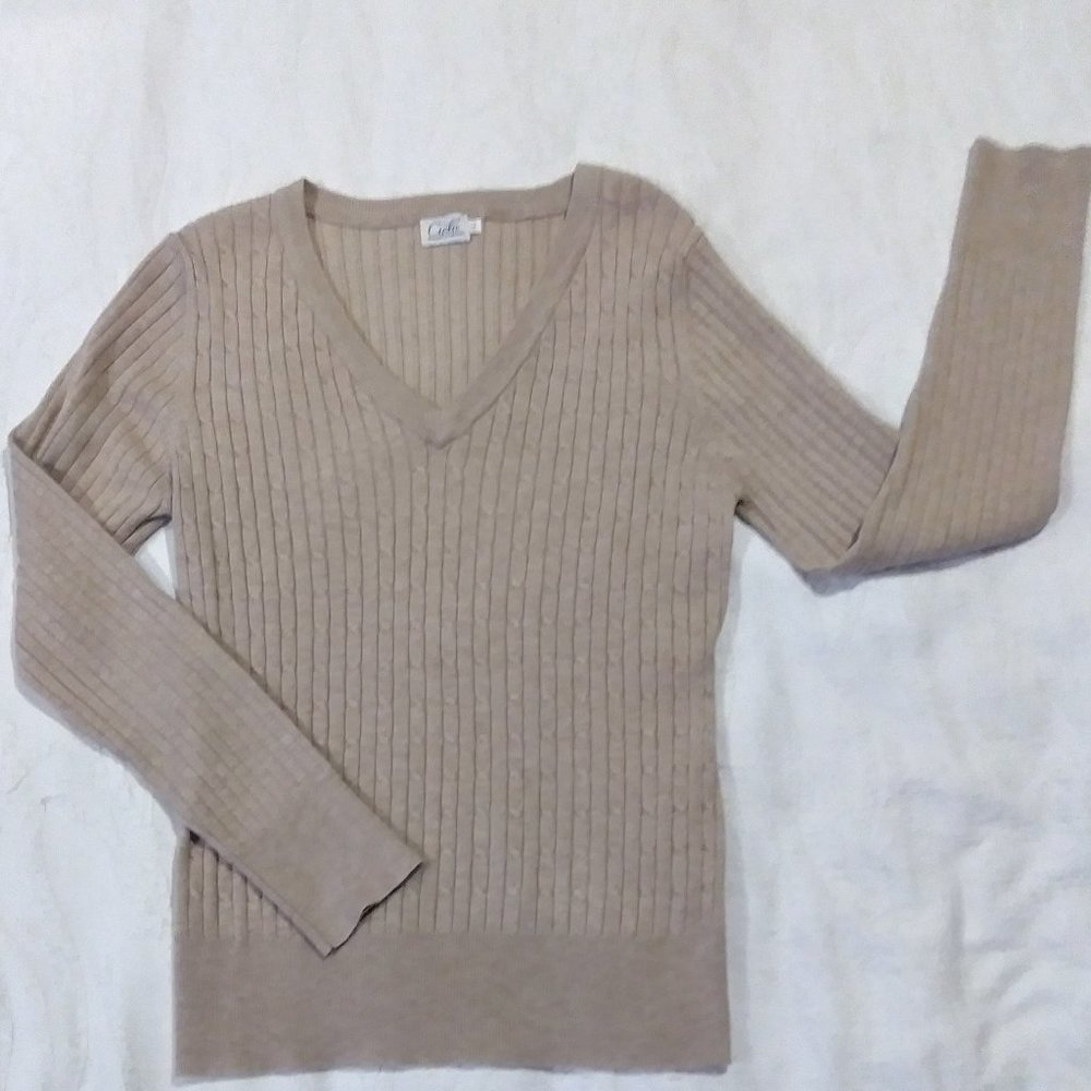 NWOT Cielo Casual Sweater Top (large)